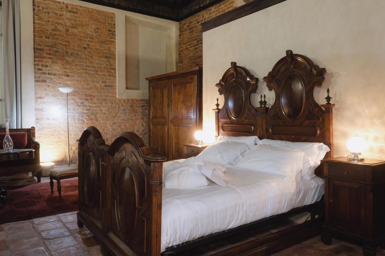 Foresteria Palazzo Guazzoni Zaccaria Cremona Ngoại thất bức ảnh
