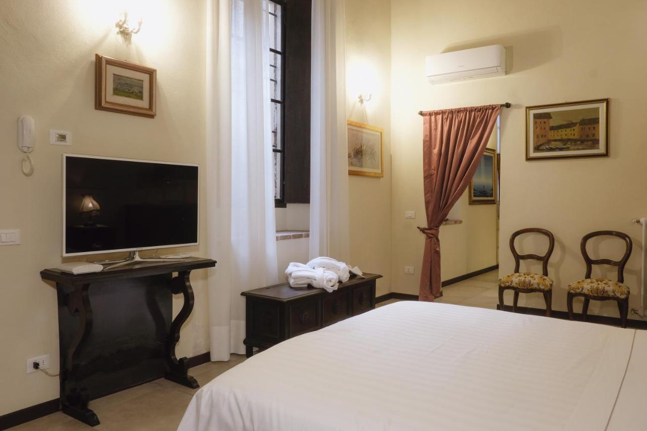Foresteria Palazzo Guazzoni Zaccaria Cremona Ngoại thất bức ảnh