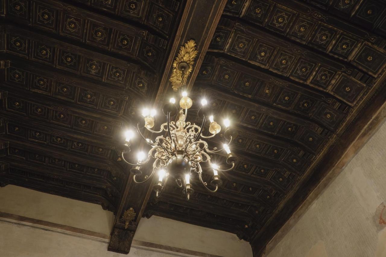 Foresteria Palazzo Guazzoni Zaccaria Cremona Ngoại thất bức ảnh